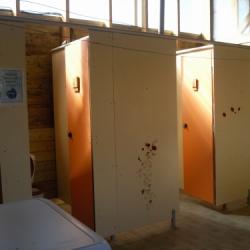 côté douche et wc